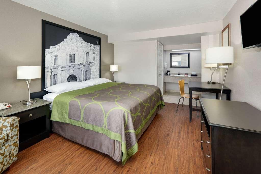 Super 8 By Wyndham San Antonio Pearl District Downtown Motel Værelse billede